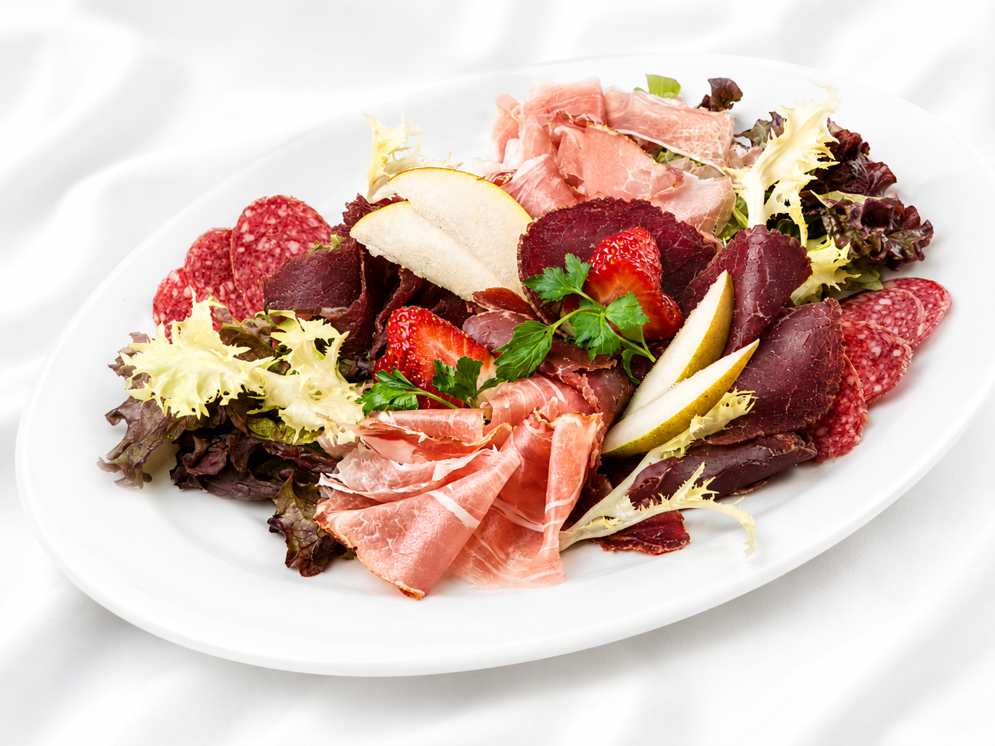 <span style="font-weight: 700;">Мясное ассорти<br></span>